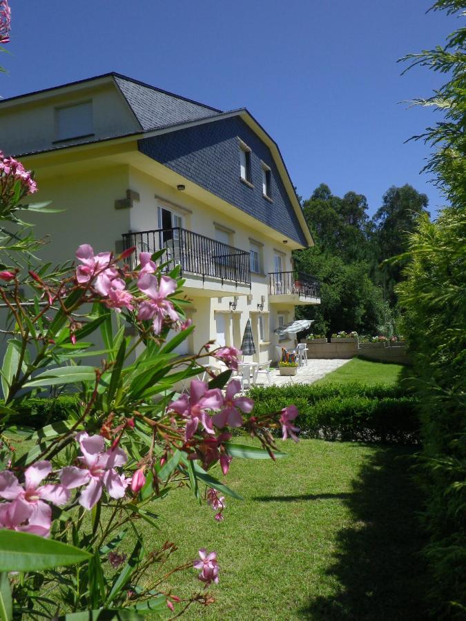 Apartamentos En Playa Canelas ポルトノボ エクステリア 写真