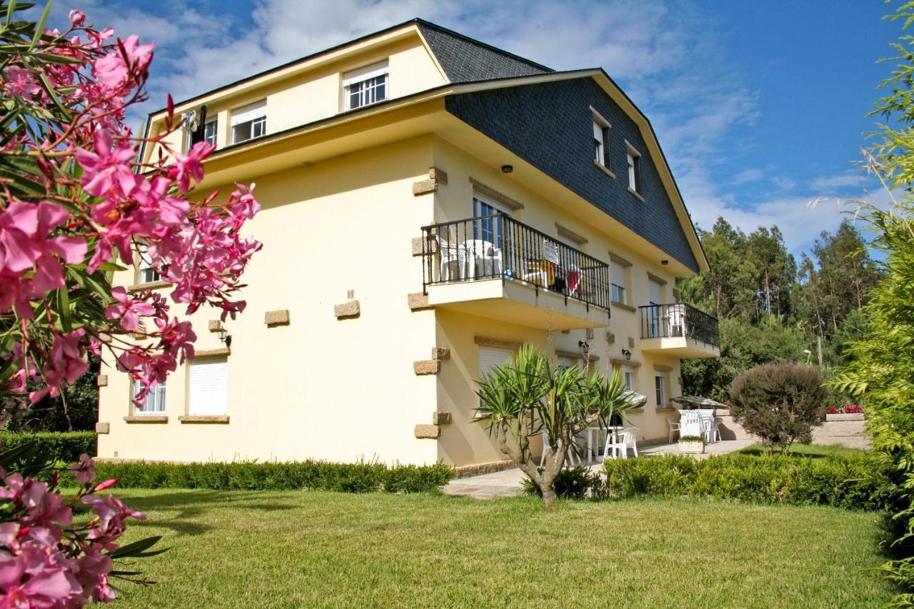 Apartamentos En Playa Canelas ポルトノボ エクステリア 写真